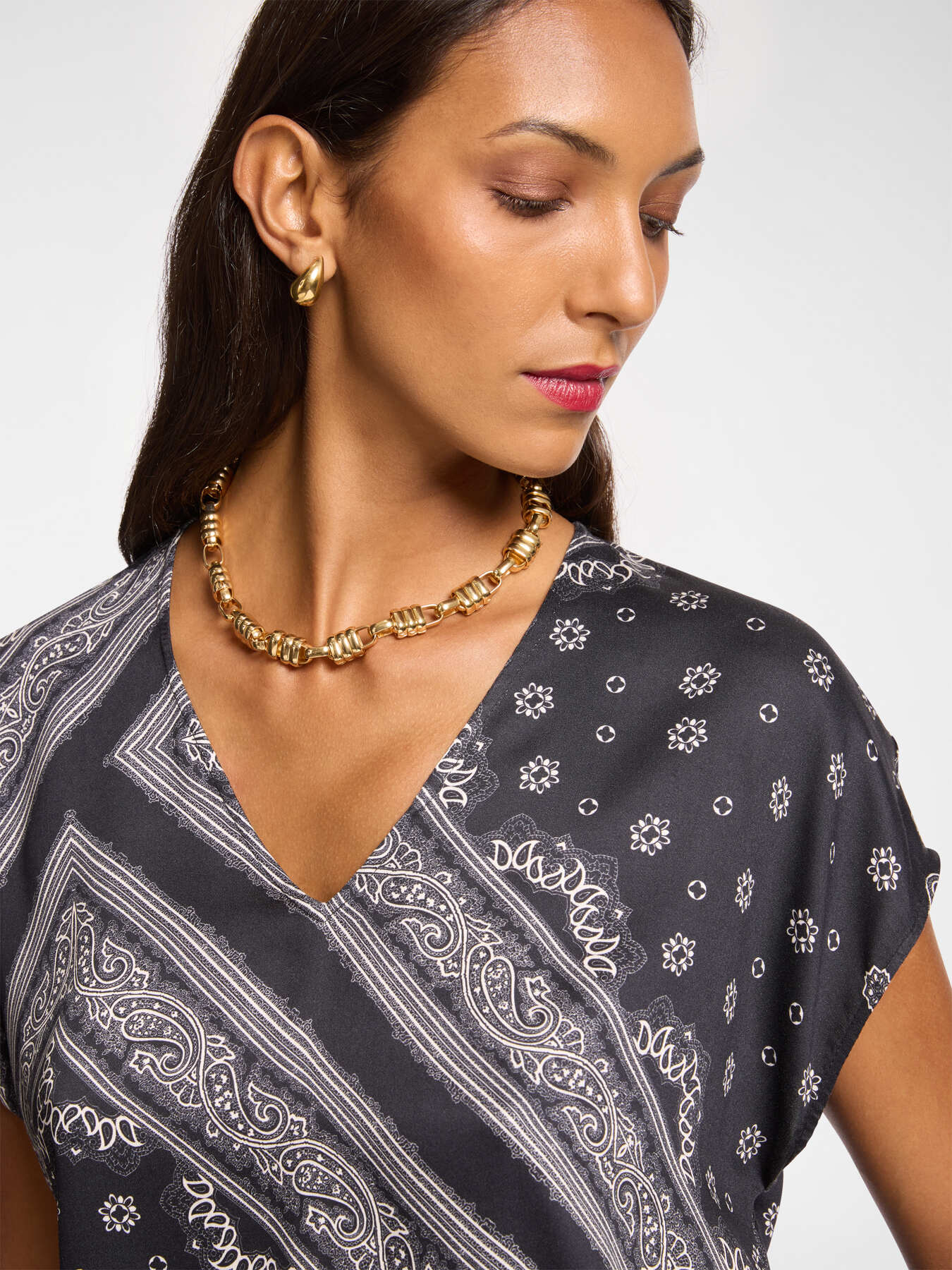 Blusa dalla stampa foulard image number 3