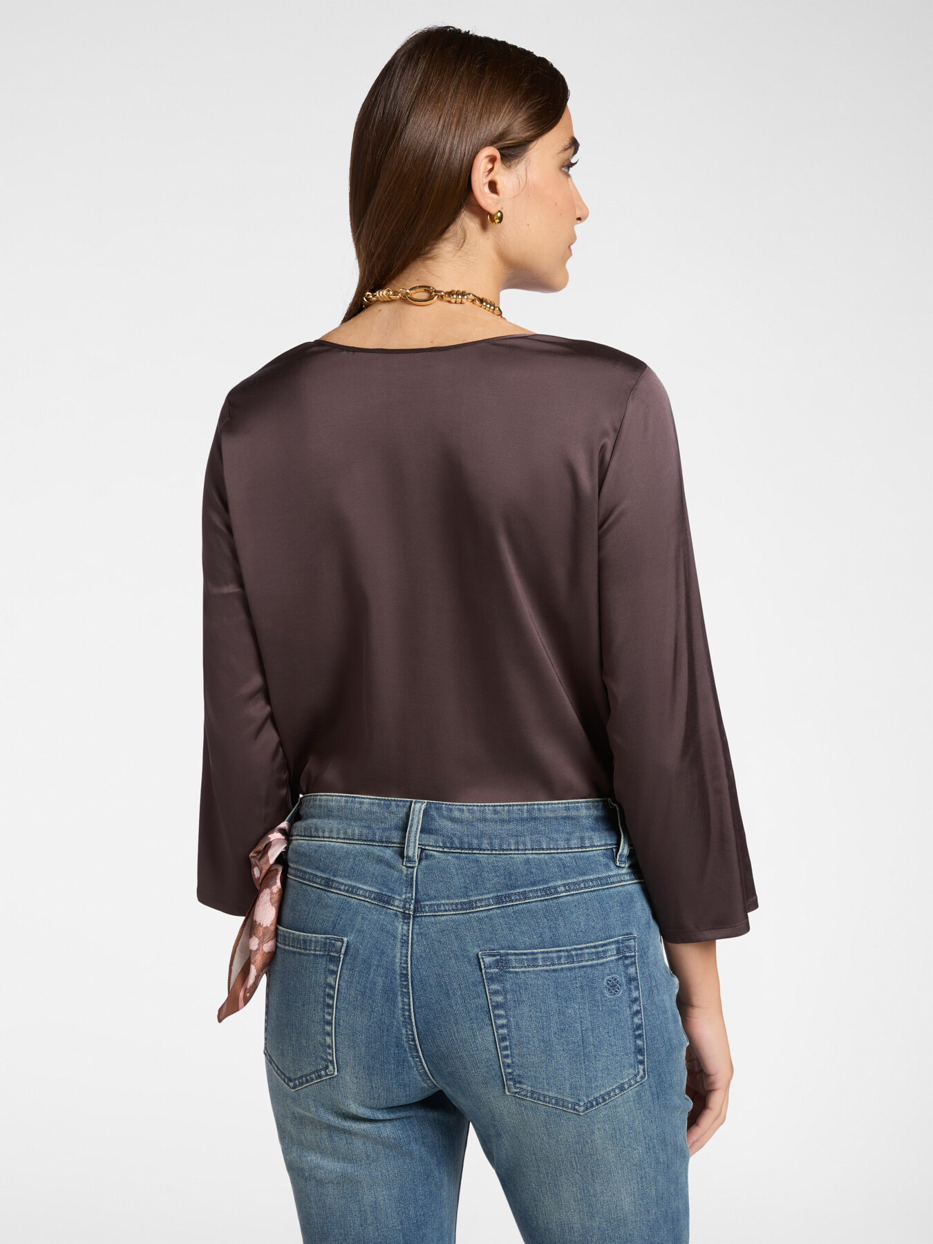 Blusa in raso stretch image number 1