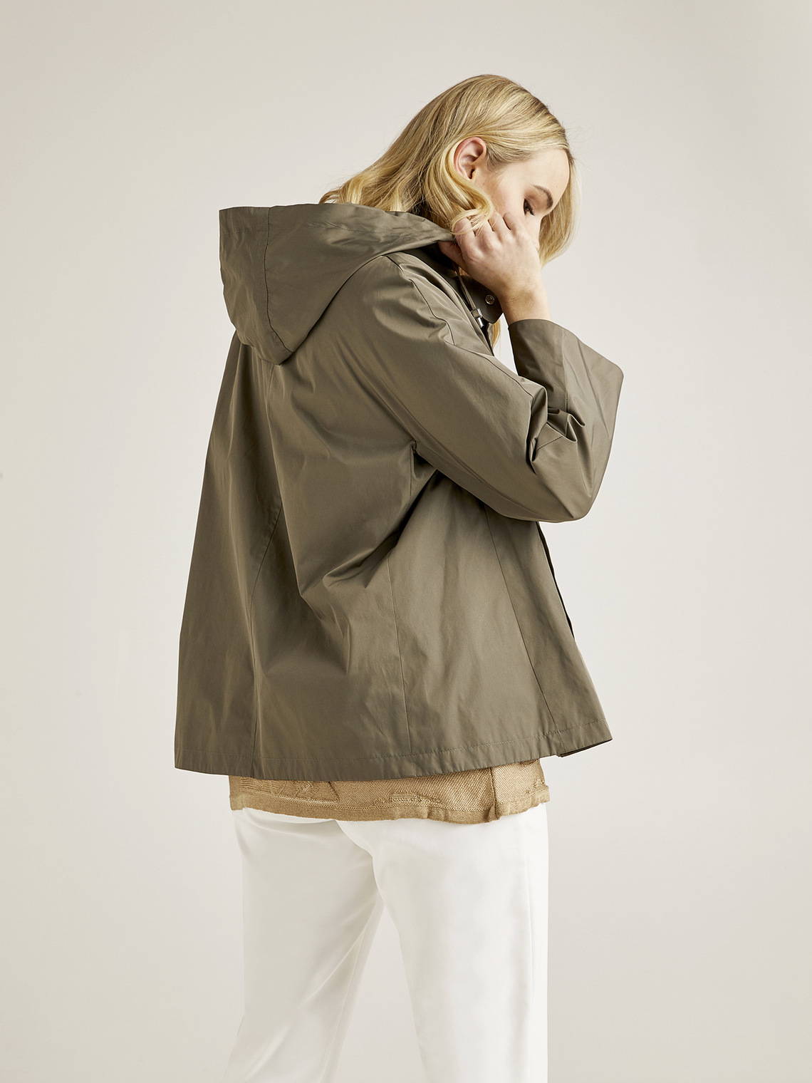 Elenamiro: Blus&atilde;o com capuz_3