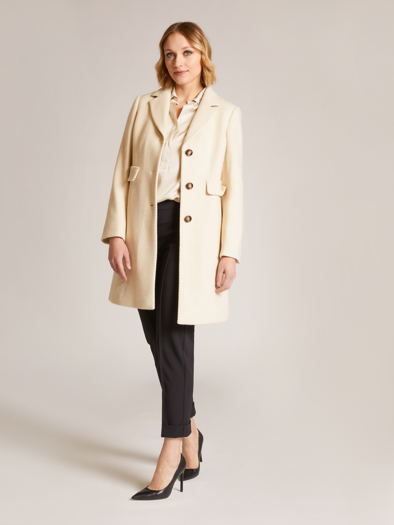 Cappotto tre bottoni image number 0