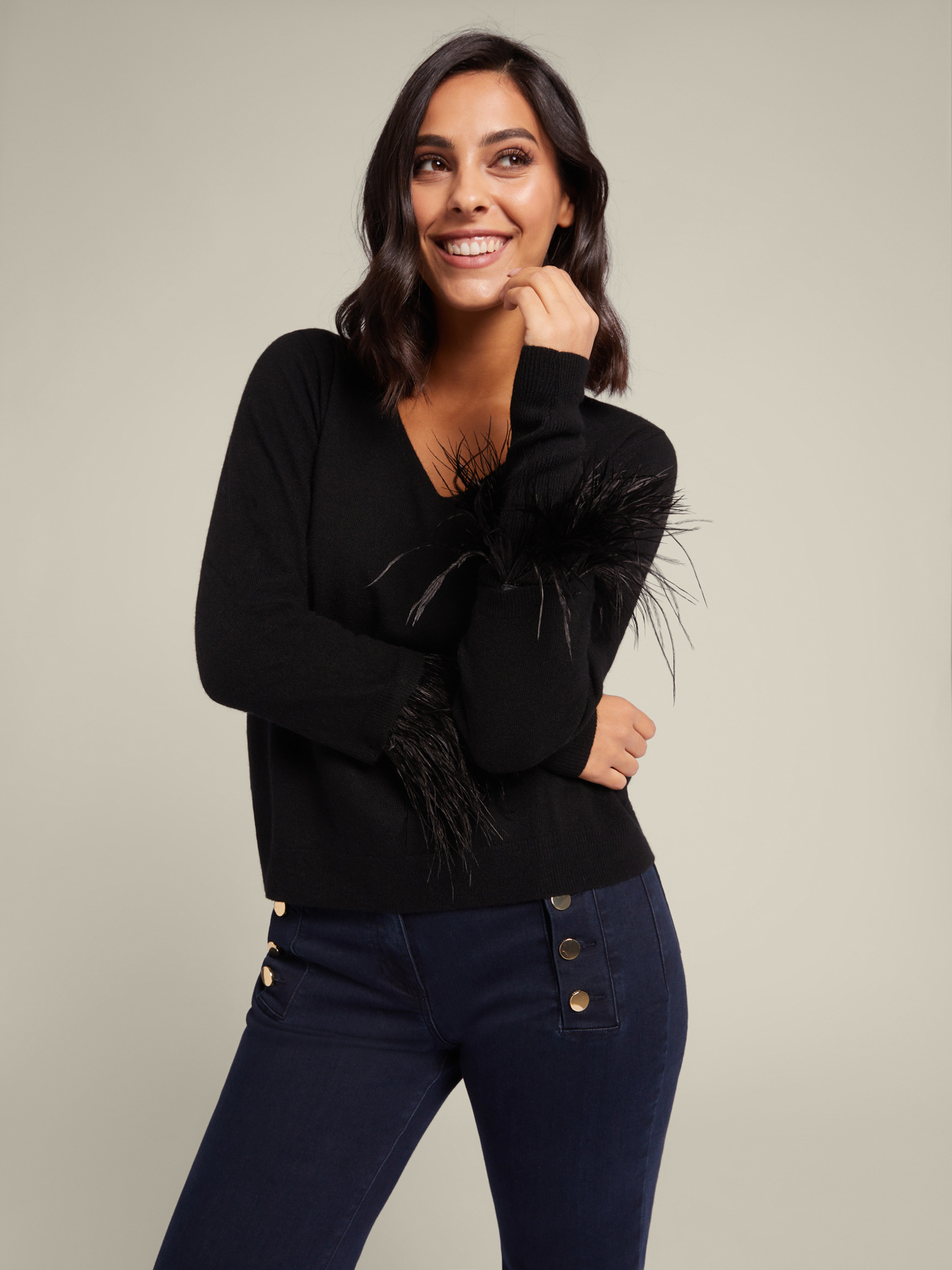 MAGLIA A V CON PIUME image number 3