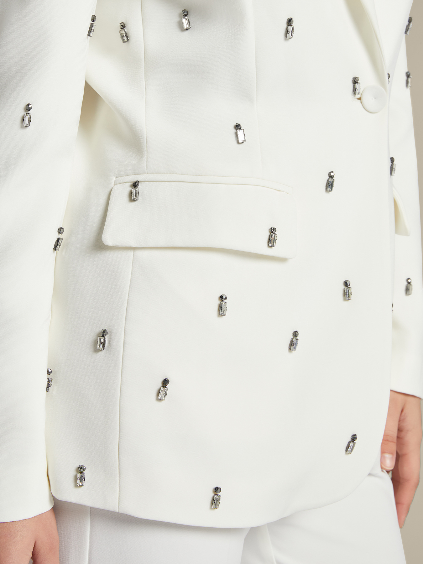 Jacke mit Stickerei image number 4