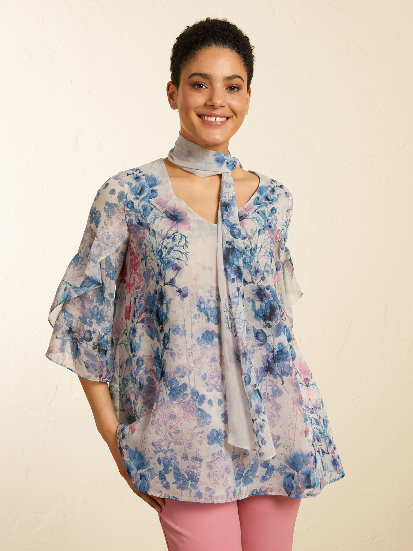 Printed blouse with sash image number 3