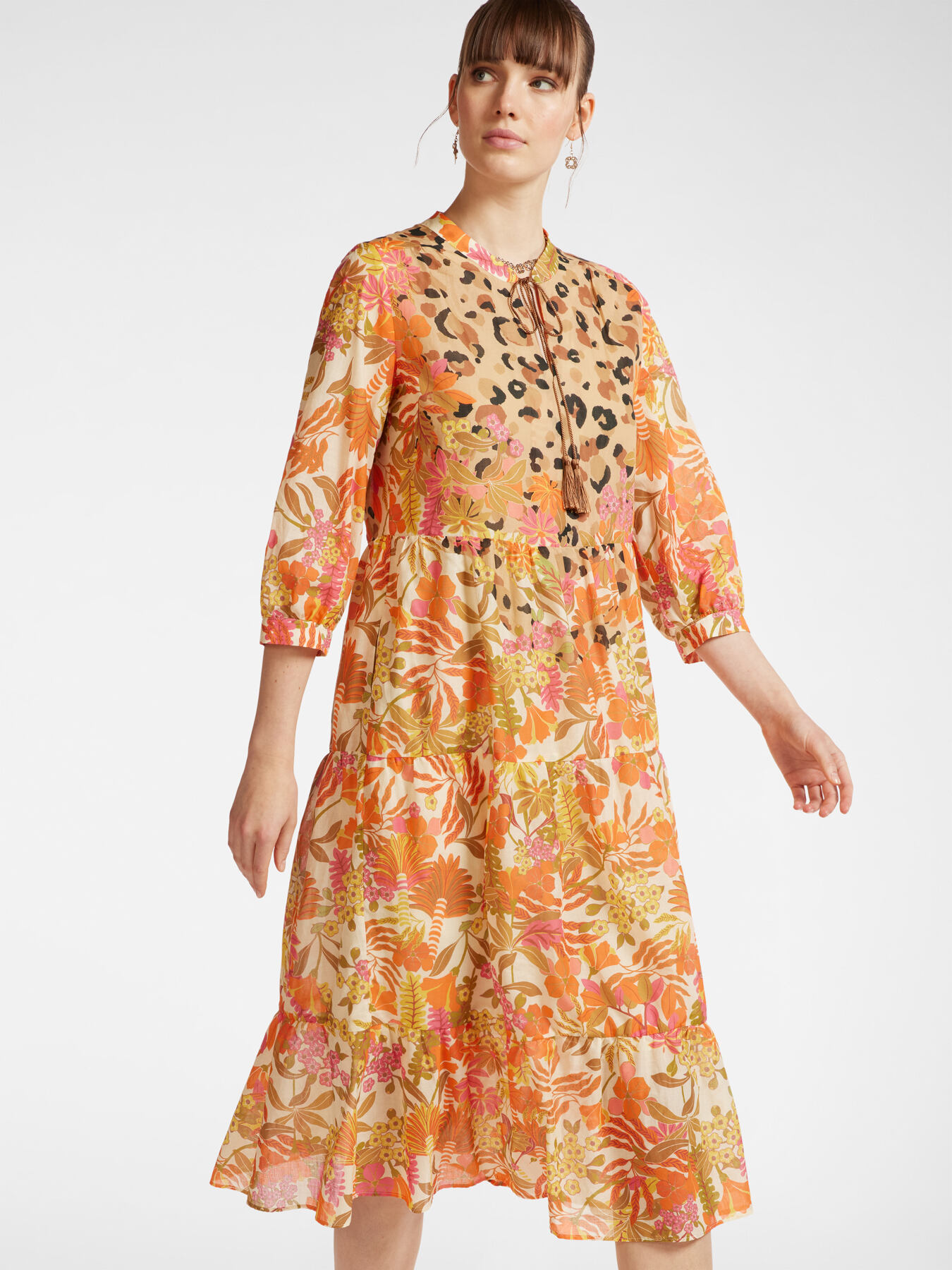 Vestido estampado con volantes image number 2