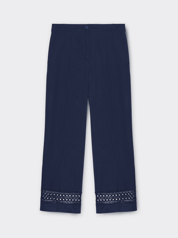 Pantalon cropped avec bord brodé