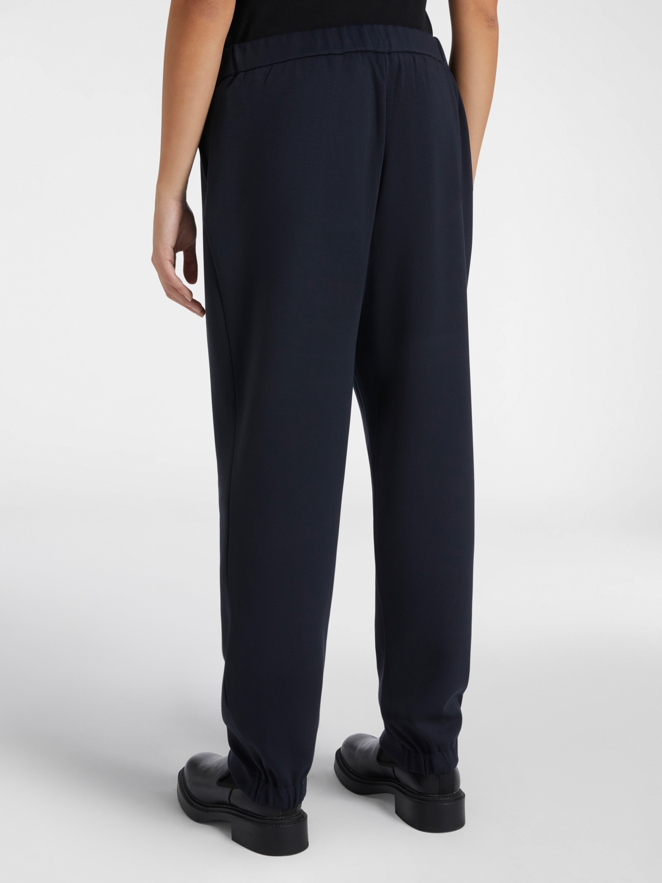 Soft scuba trousers image number 1