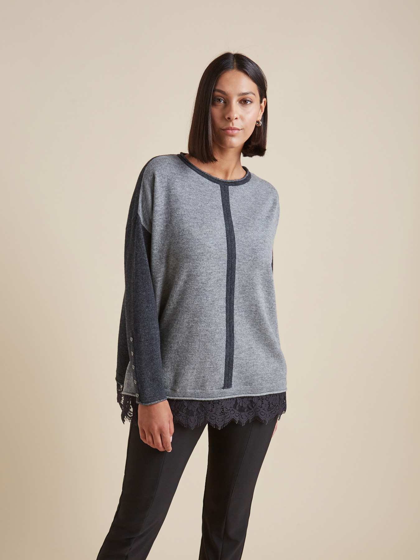 Pullover mit Spitze image number 0