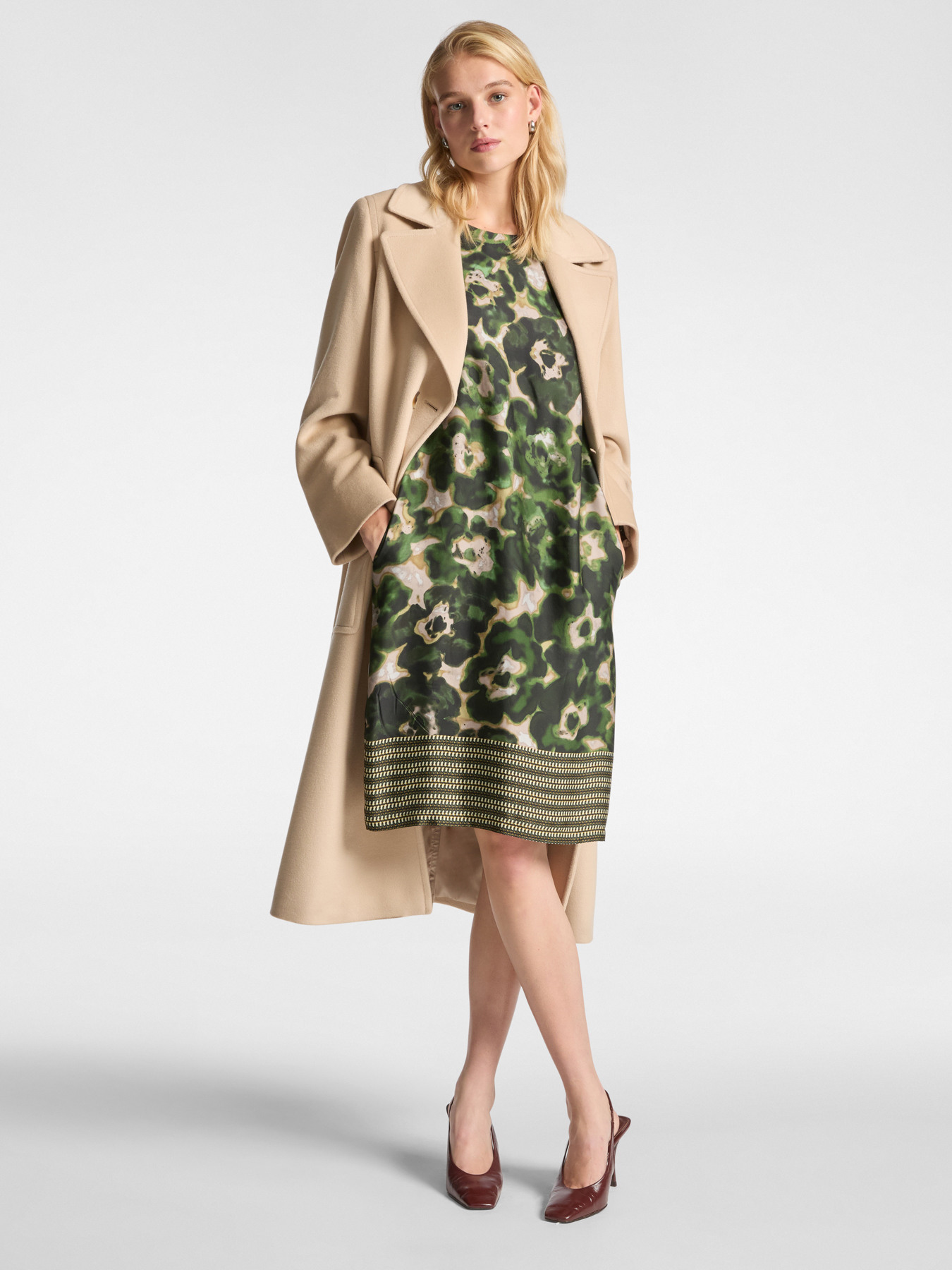 Bedrucktes Kleid image number 2