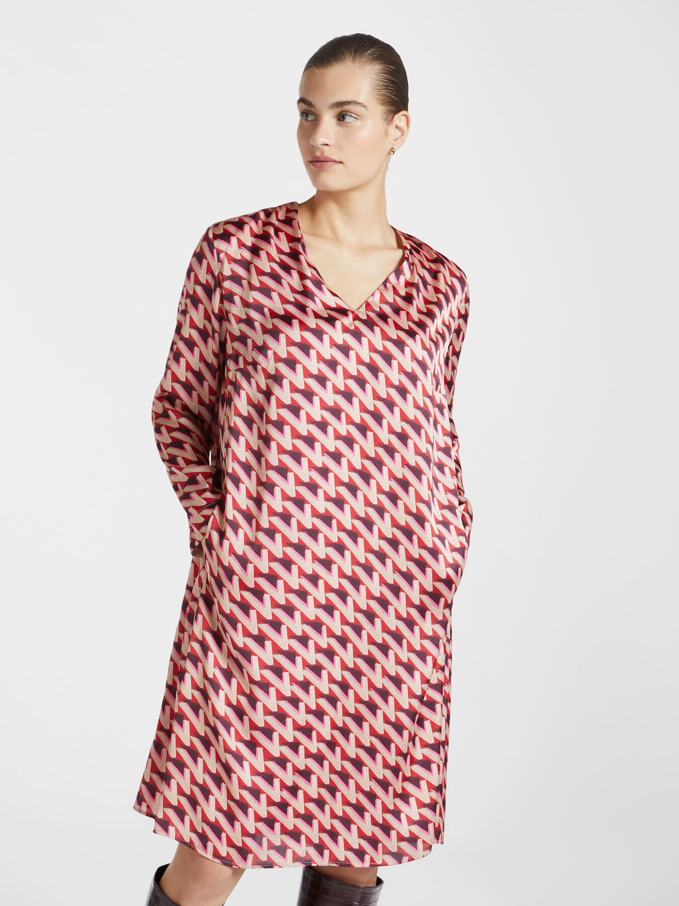 Vestido estampado image number 2