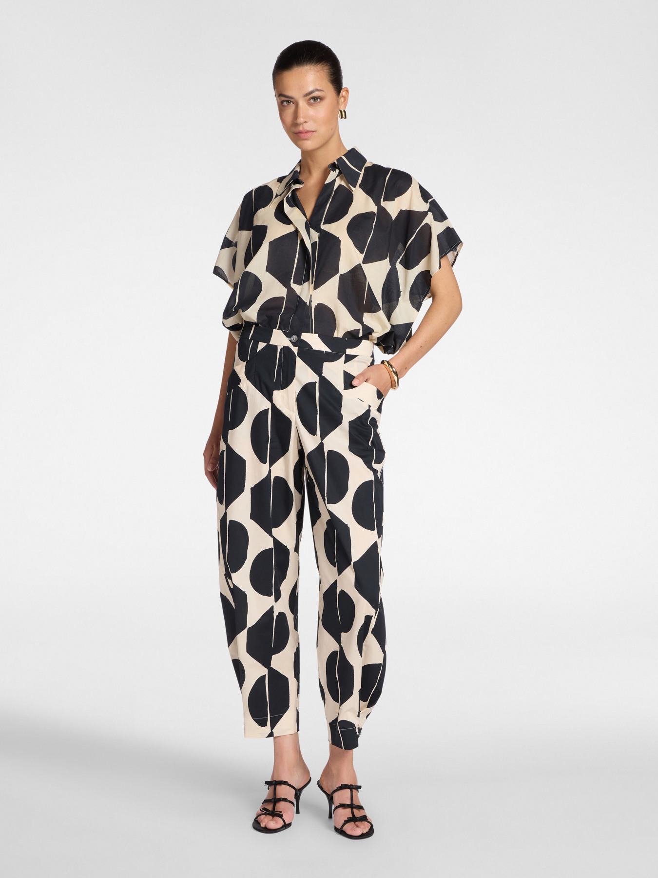 Printed barrel pants image number 0