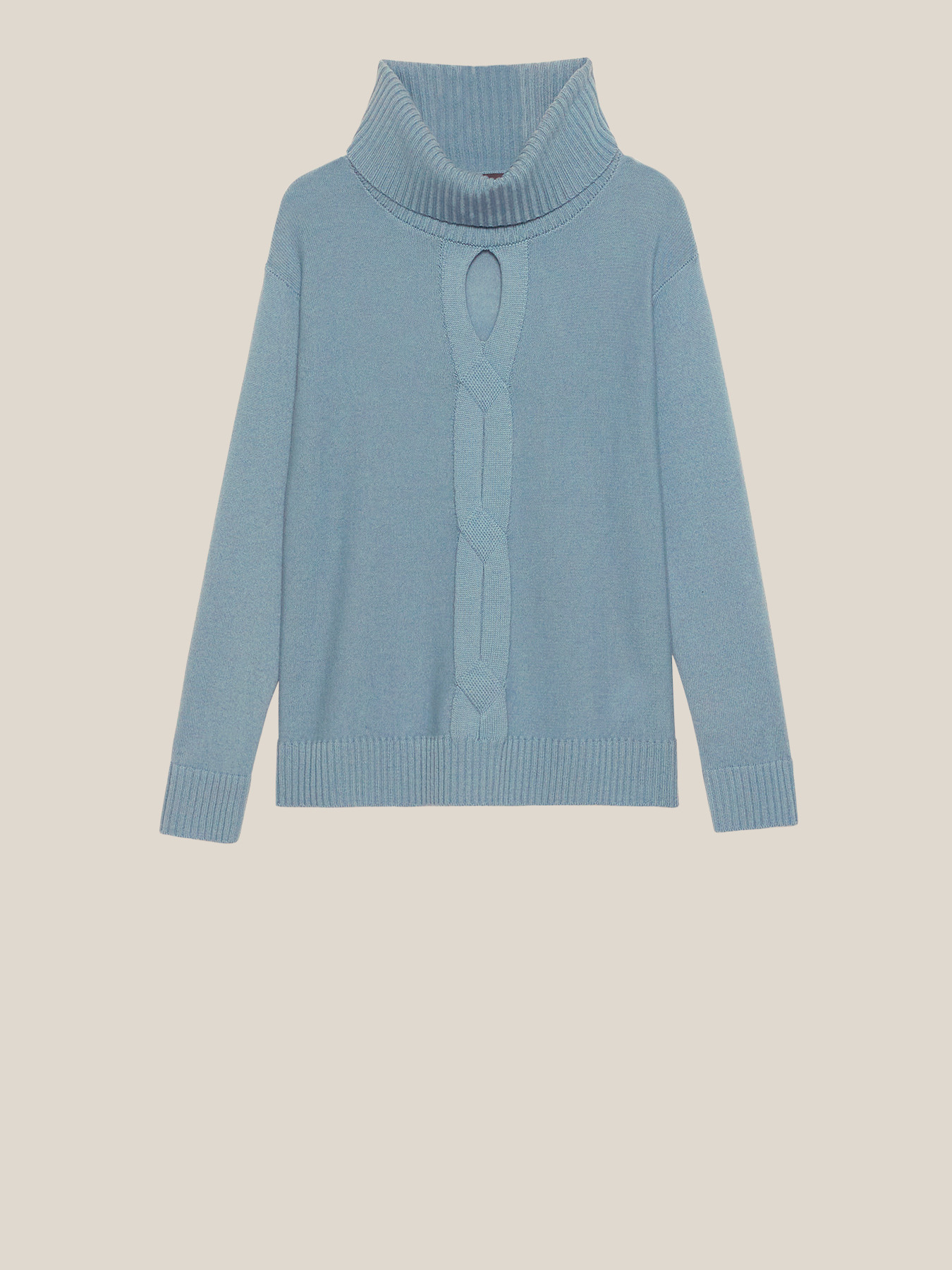 PURE CARDED WOOL WITH PLAIT ON THE FRONT image number 4