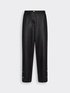 Slim-Hose mit beschichteter Optik image number 4
