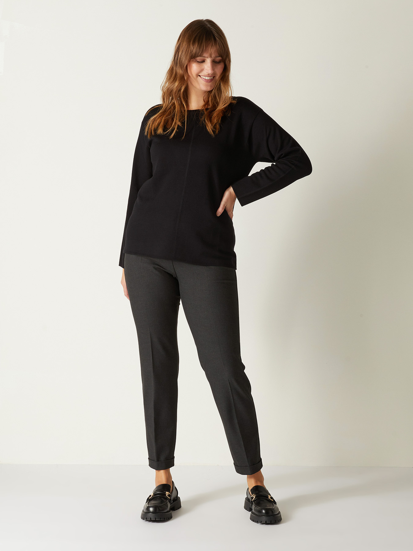 CAL&Ccedil;A ESTREITA EM SARJA image number 0