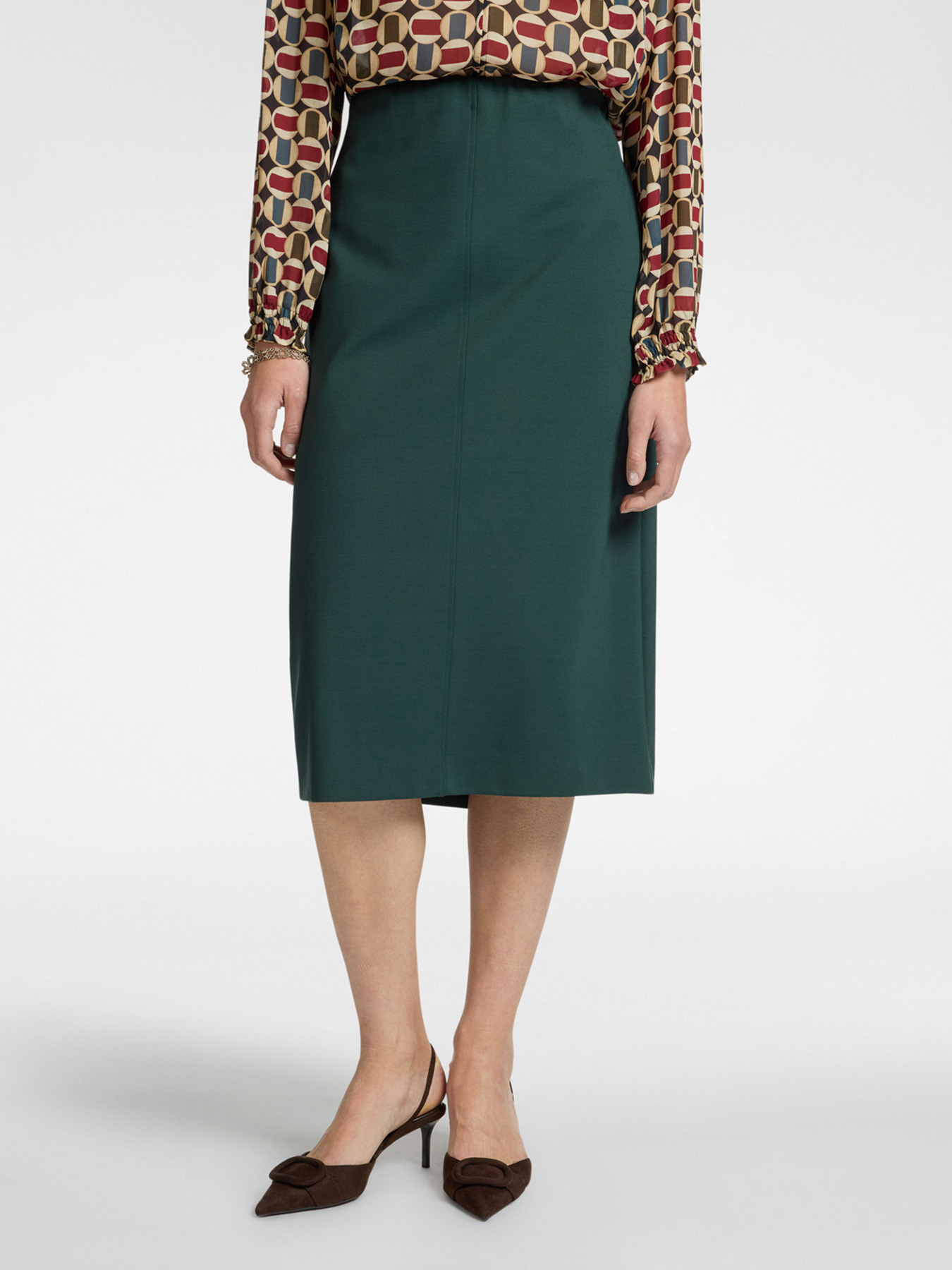 Pencil skirt in Milan stitch image number 2