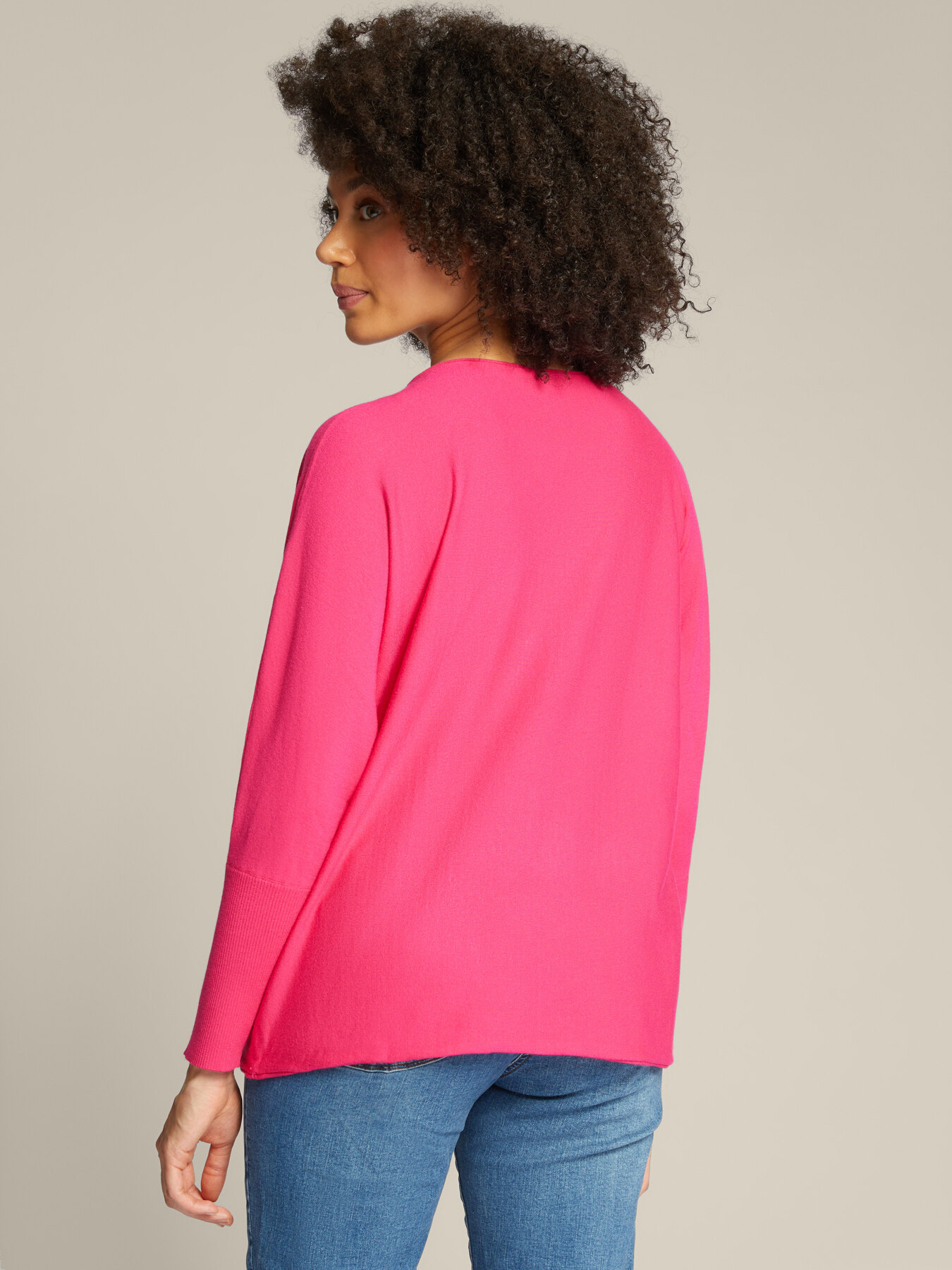 Camisola com decote canoa image number 1