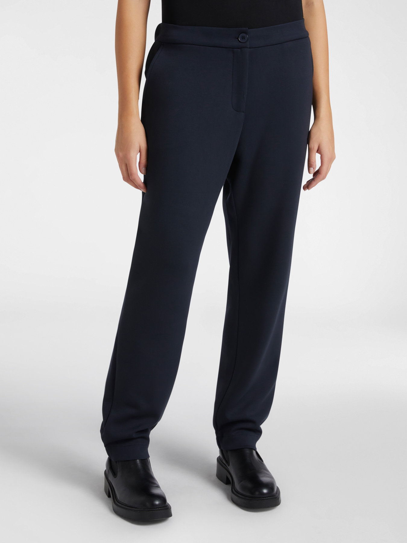 Soft scuba trousers image number 2