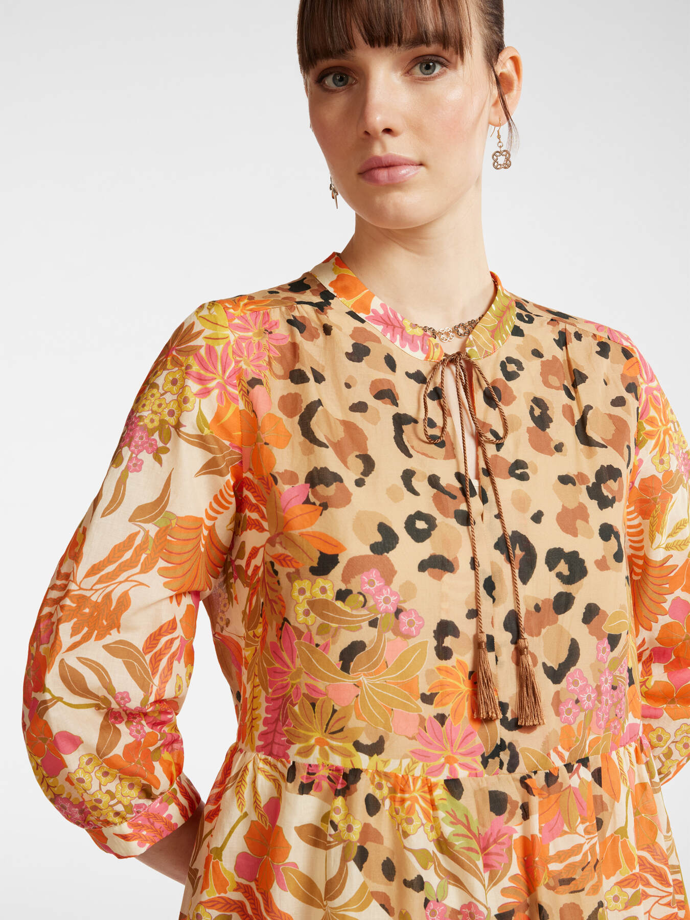 Vestido estampado con volantes image number 3