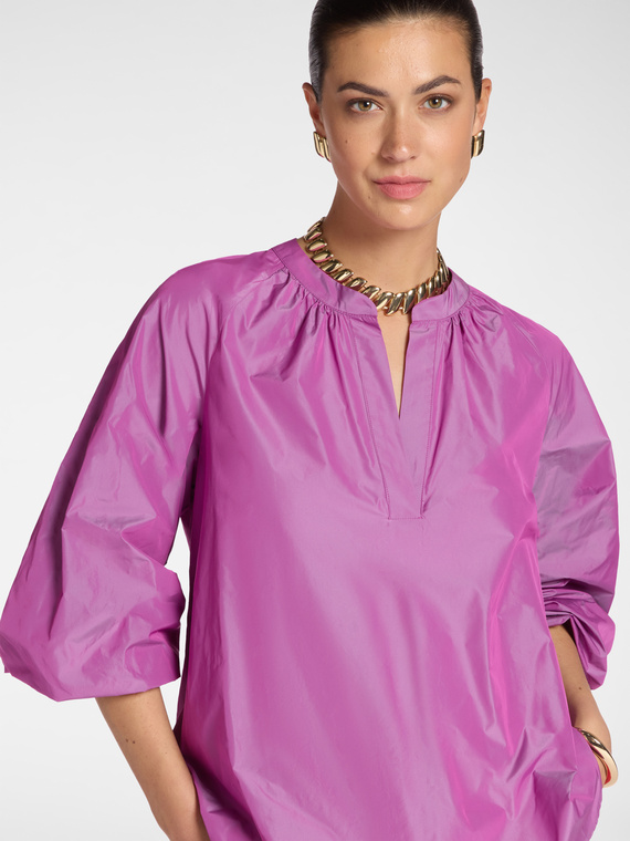 Blusa em tafet&aacute;