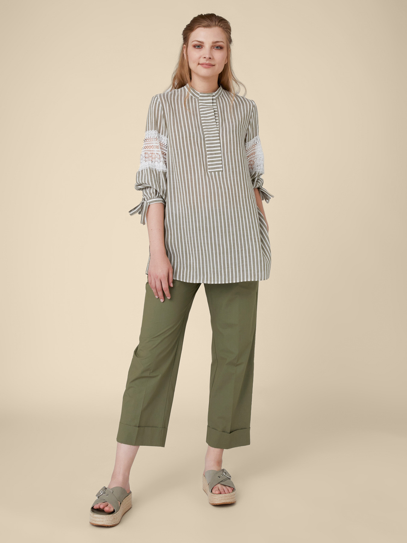 CROPPED-HOSE AUS SATINELLA image number 0