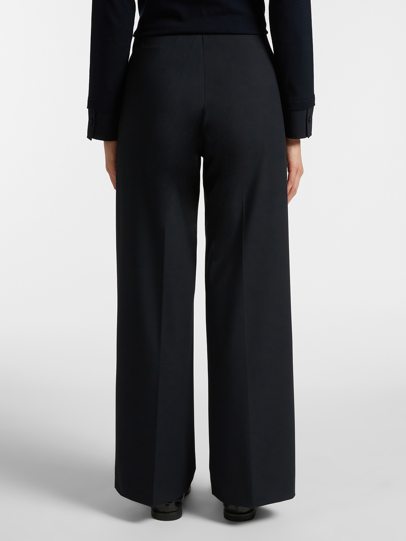 Cal&ccedil;as perna larga com fecho de correr lateral image number 1