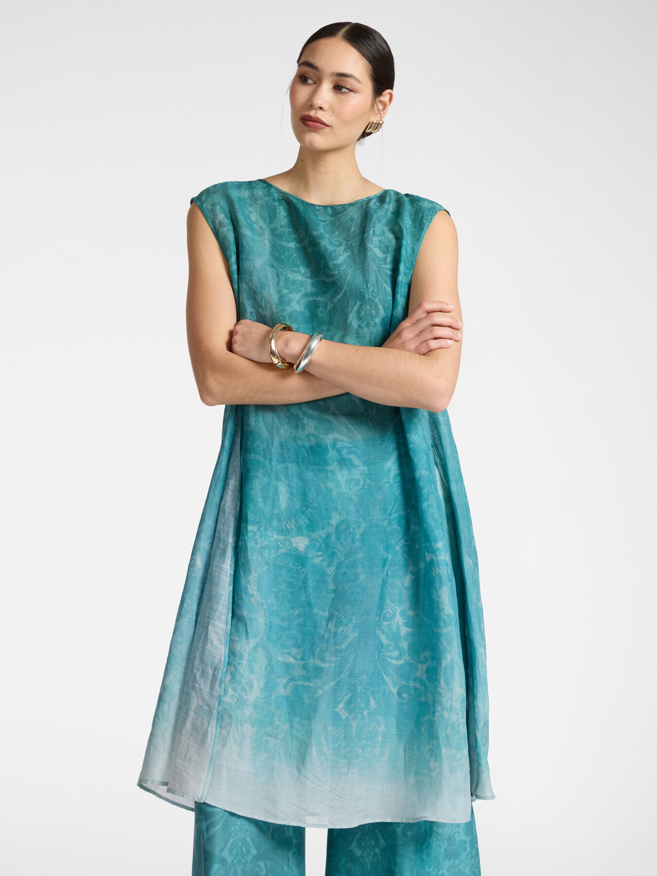 Long printed blouse image number 3