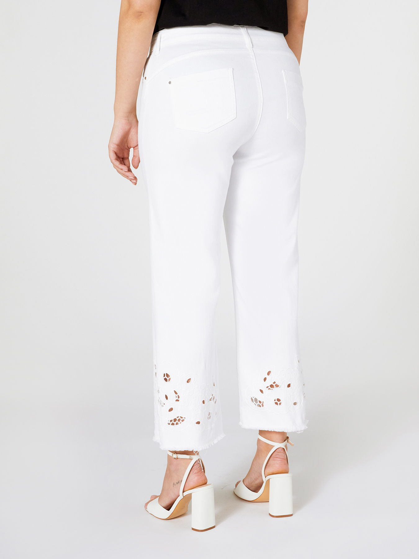 Pantalon droit avec broderie dans le bas image number 1