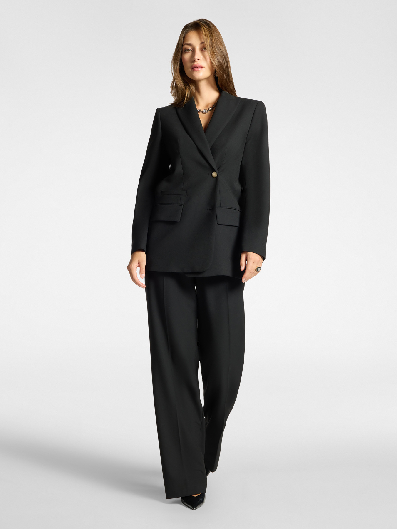 Blazer sastrero en twill mixto de lana image number 2