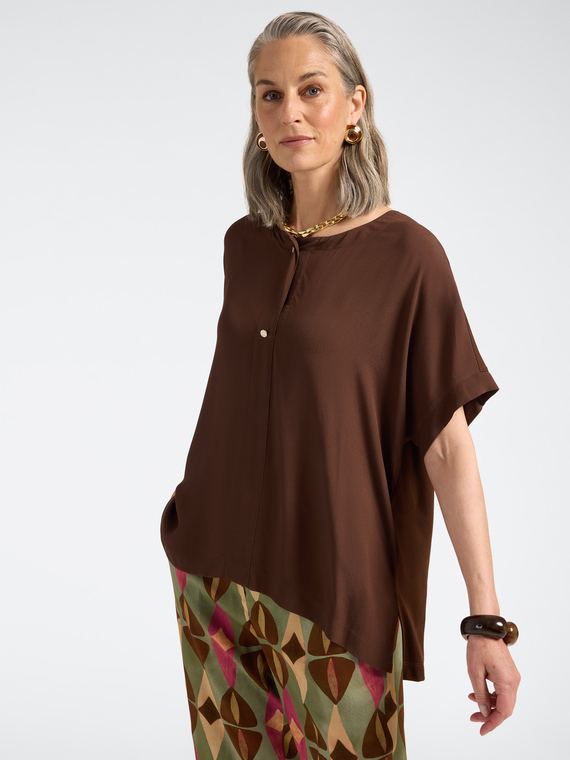 T-shirt manches kimono avec boutons bijoux