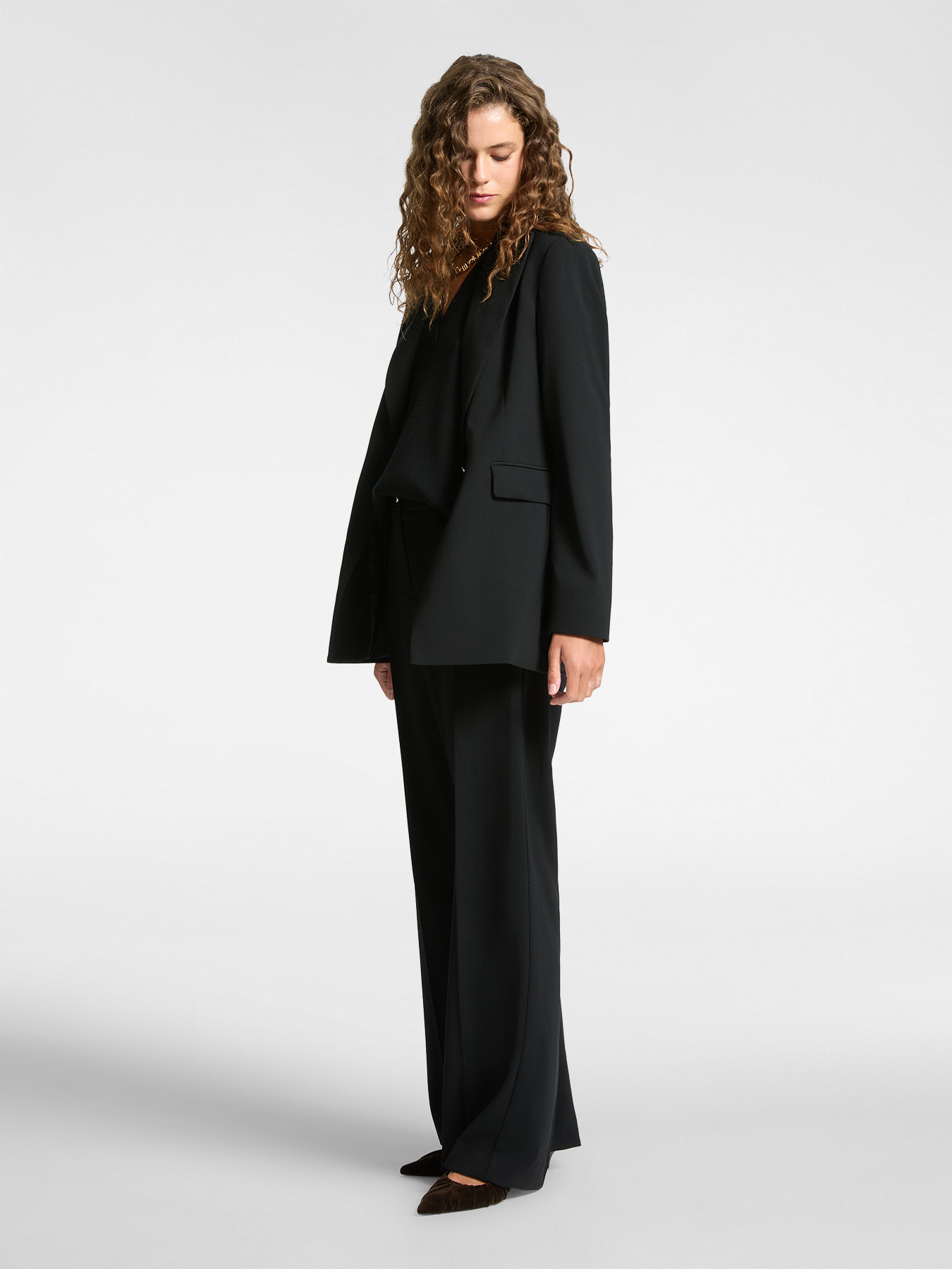 Stretch crepe fabric trousers image number 0