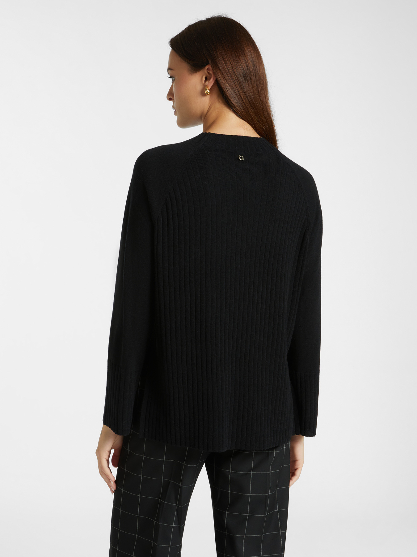 Pullover mit Rundhalsausschnitt Soft Touch image number 1