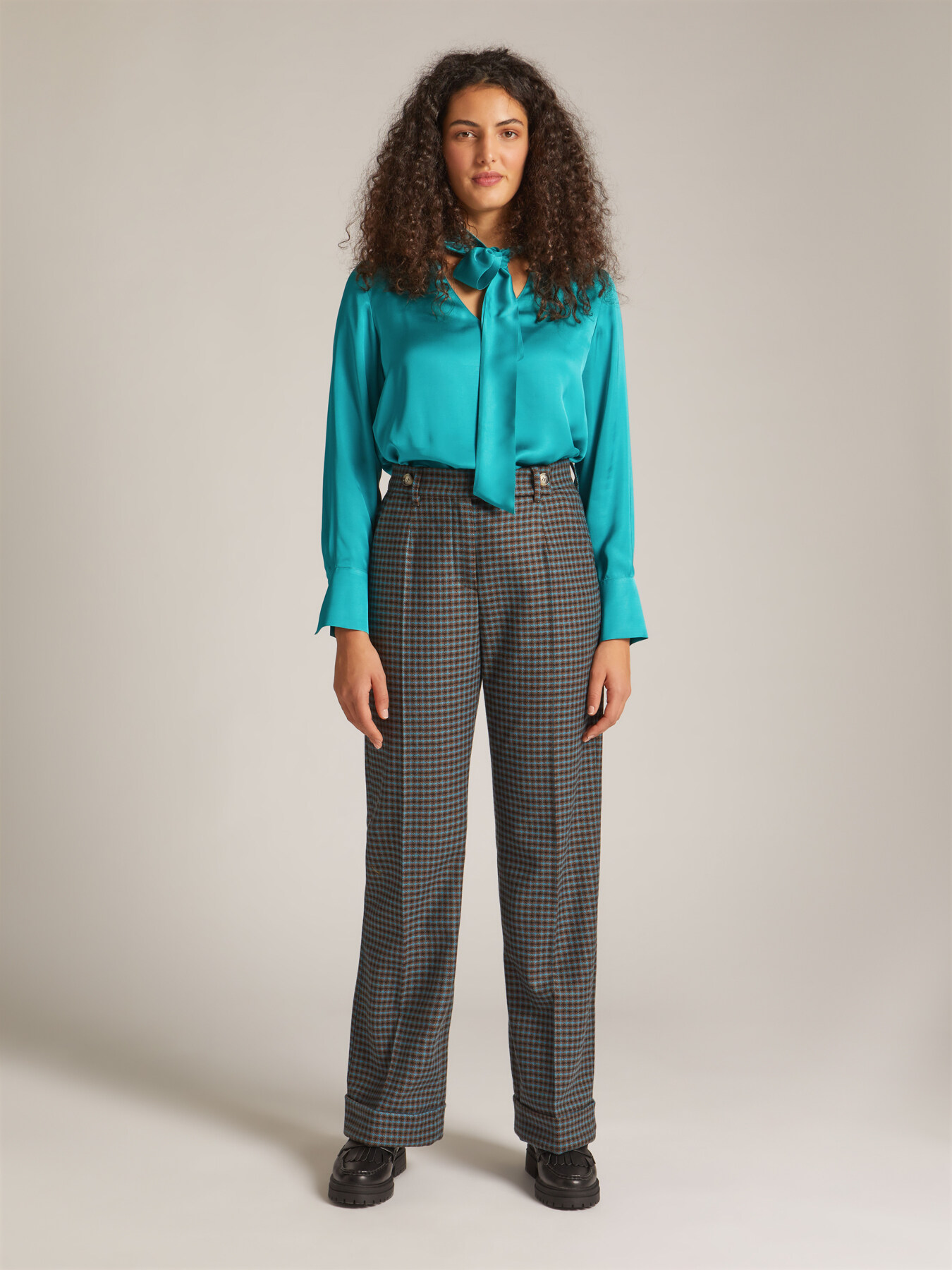 Blusa in raso image number 0