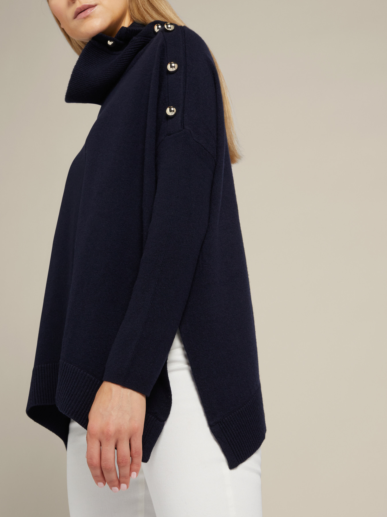 Jersey oversize de lana sostenible image number 5