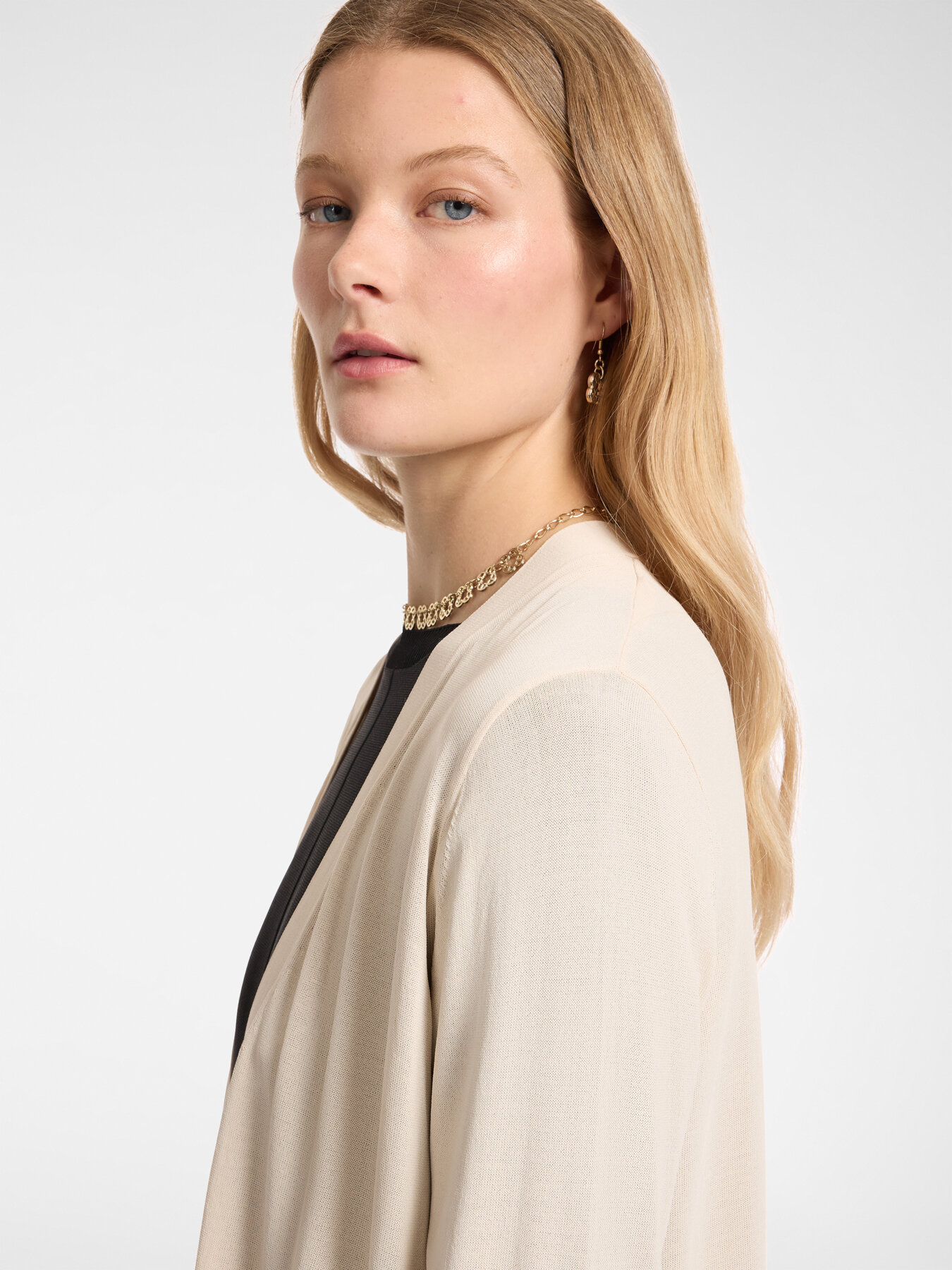 Long cardigan open at the front image number 3