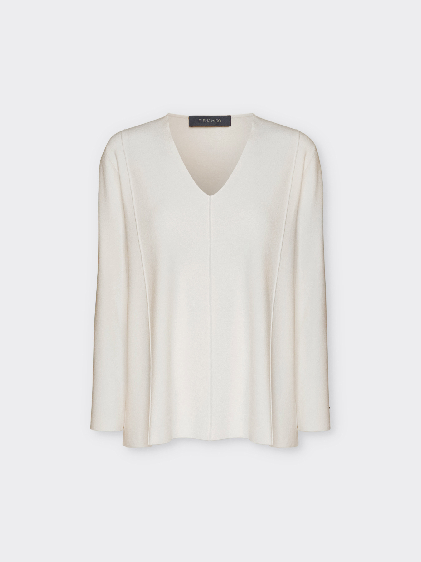 V-neck sweater image number 4