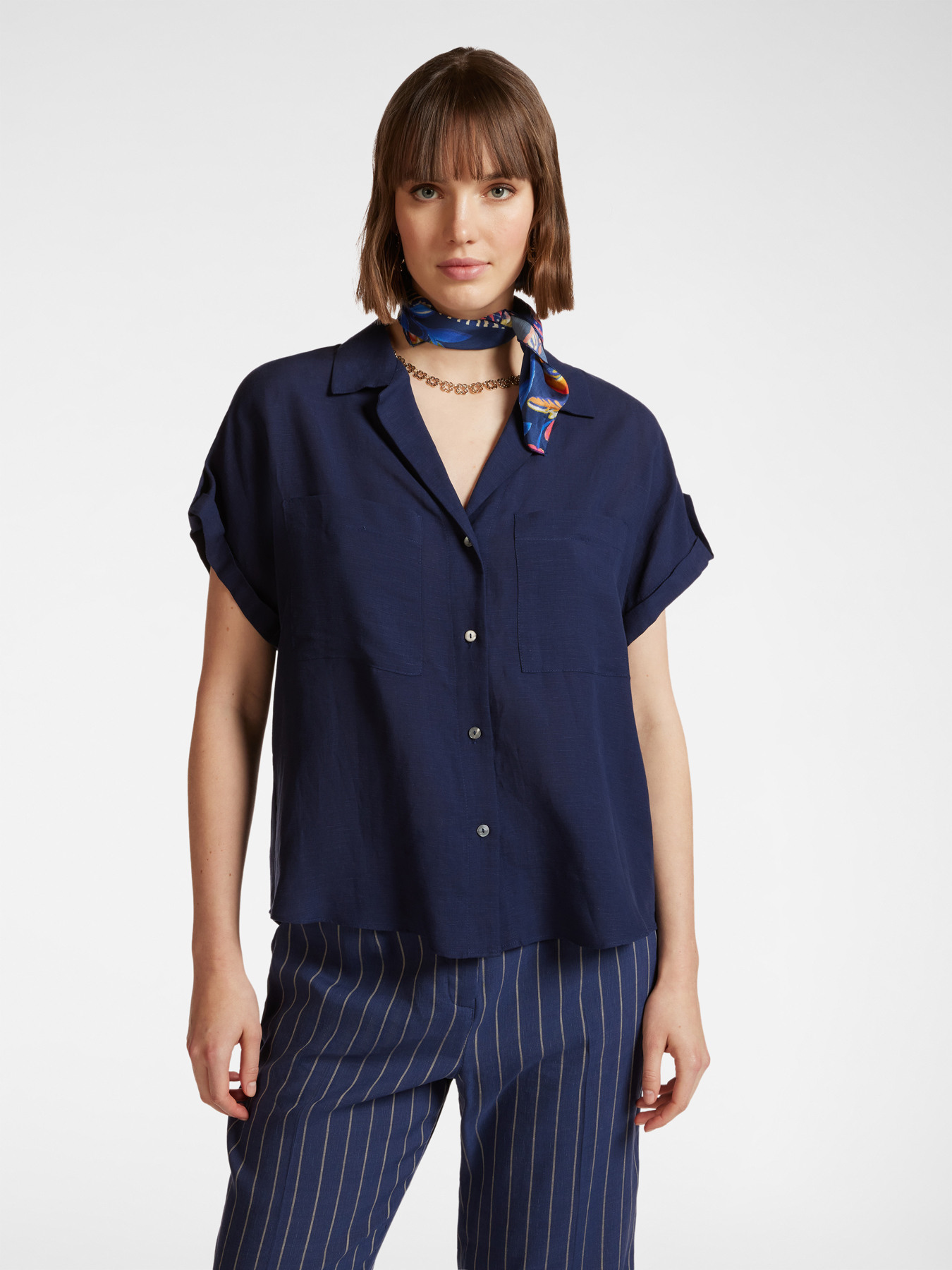 Chemise &agrave; manches courtes image number 0