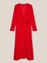 Rotes Wickelkleid mit Knoten image number 4