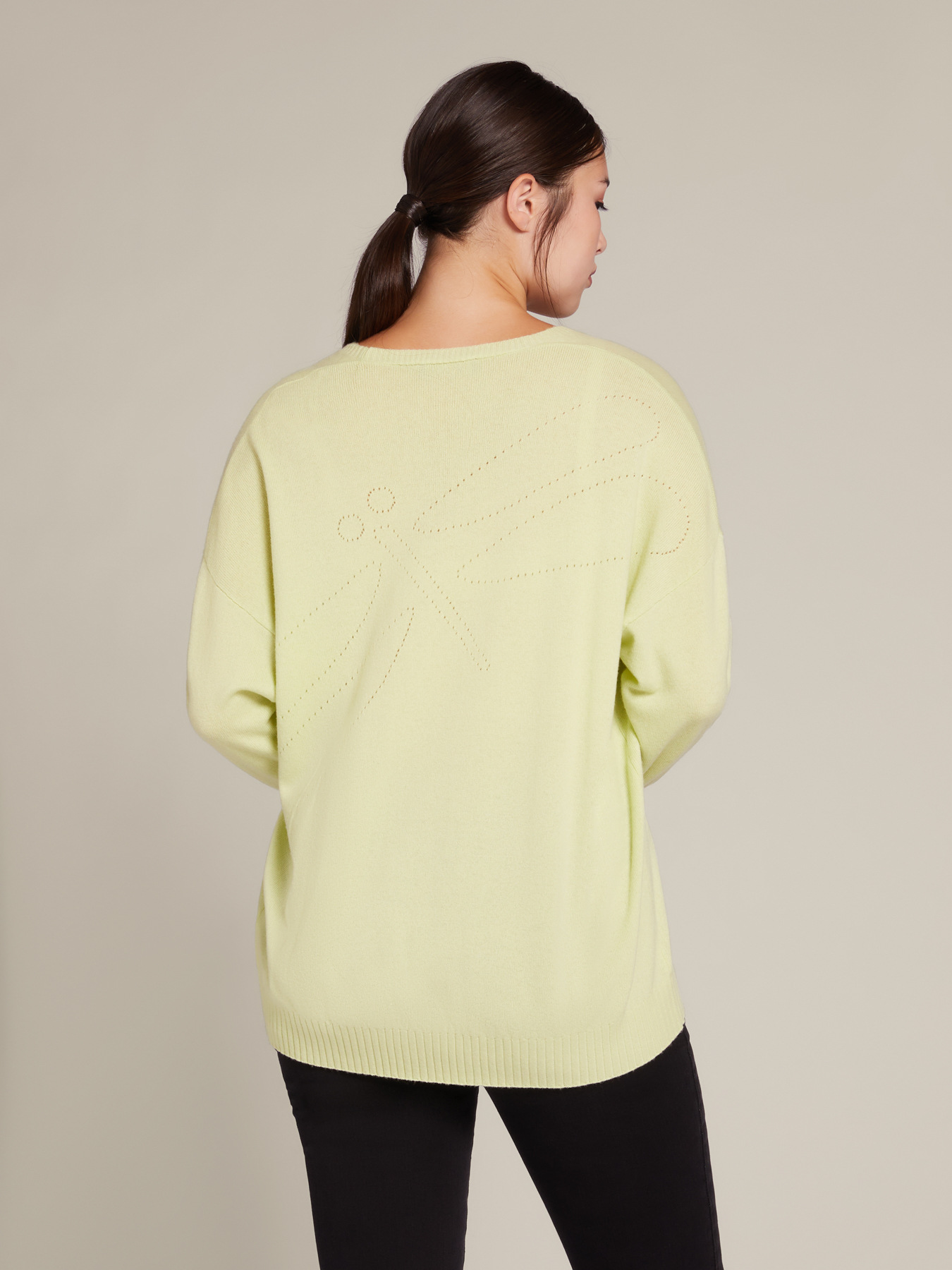 Maglia in 100% lana sostenibile image number 2