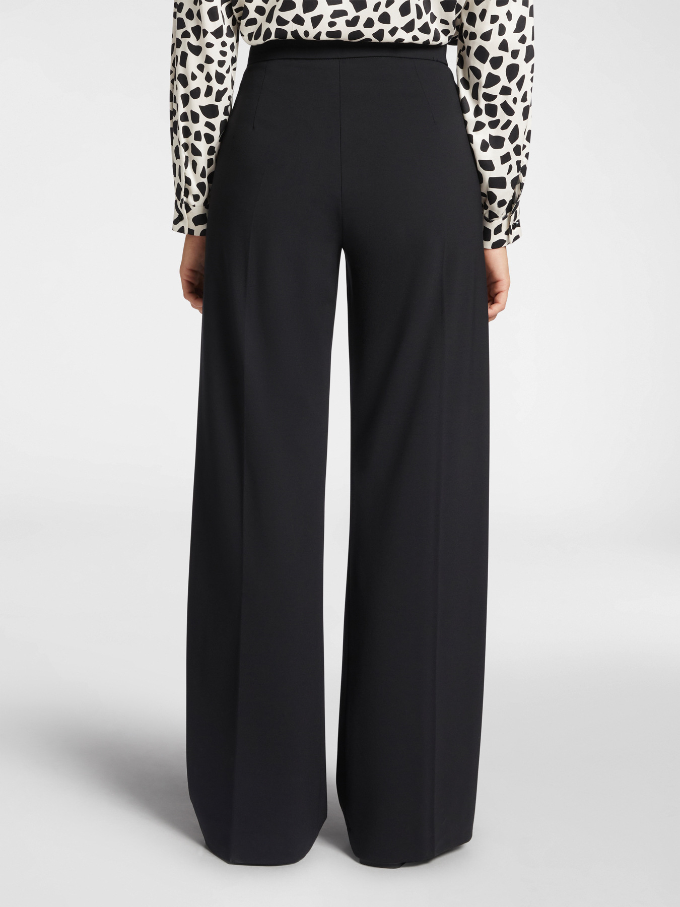 Pantalon homme point de Milan image number 1