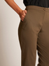 Pantaloni chinos in doppio raso image number 4