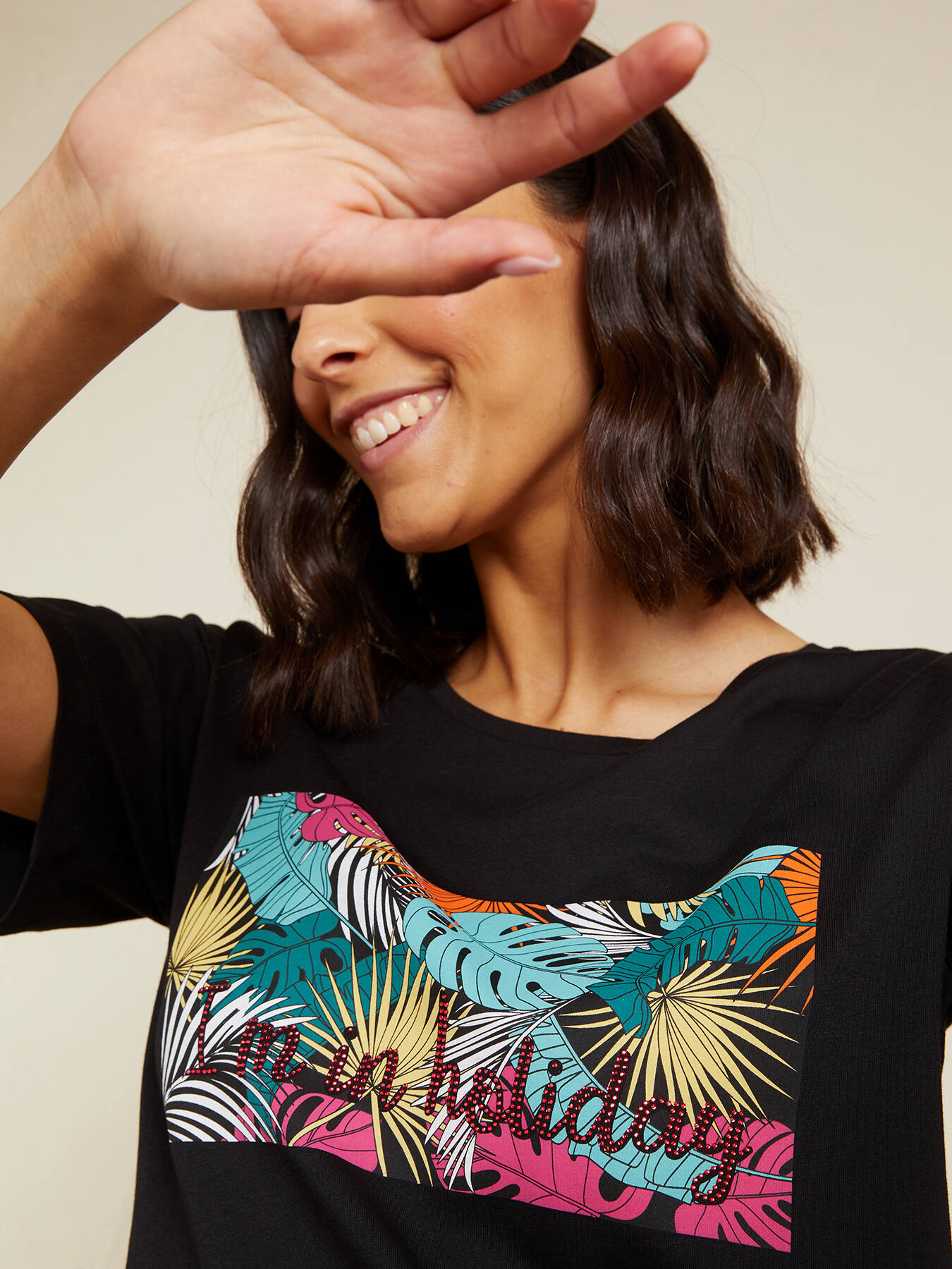 T-shirt with print and lettering image number 3