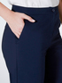 Pantaloni cropped con bordo ricamato image number 3