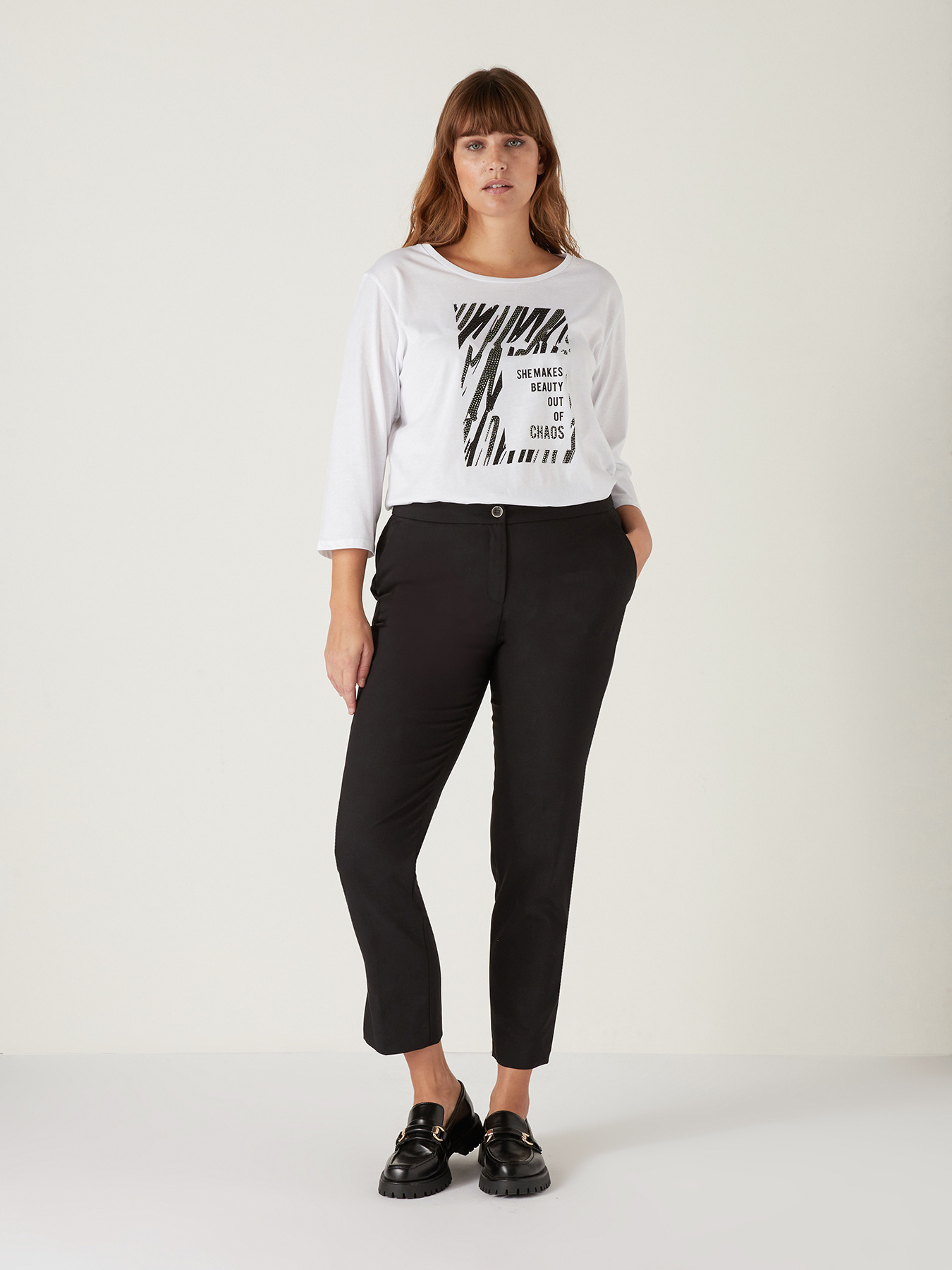 R&Ouml;HRENHOSE AUS STRETCH-STOFF image number 0