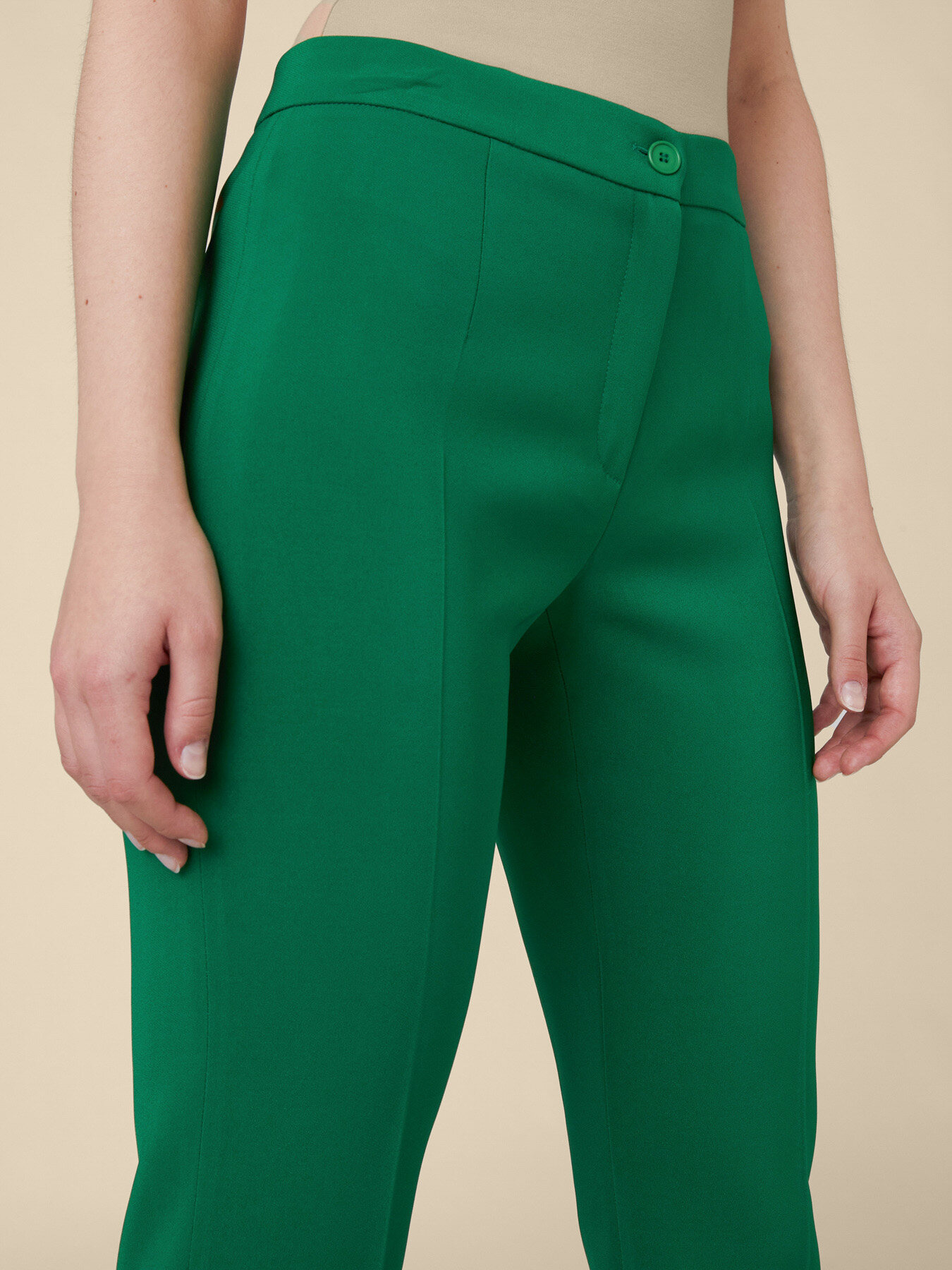 R&Ouml;HRENHOSE AUS CADY image number 2