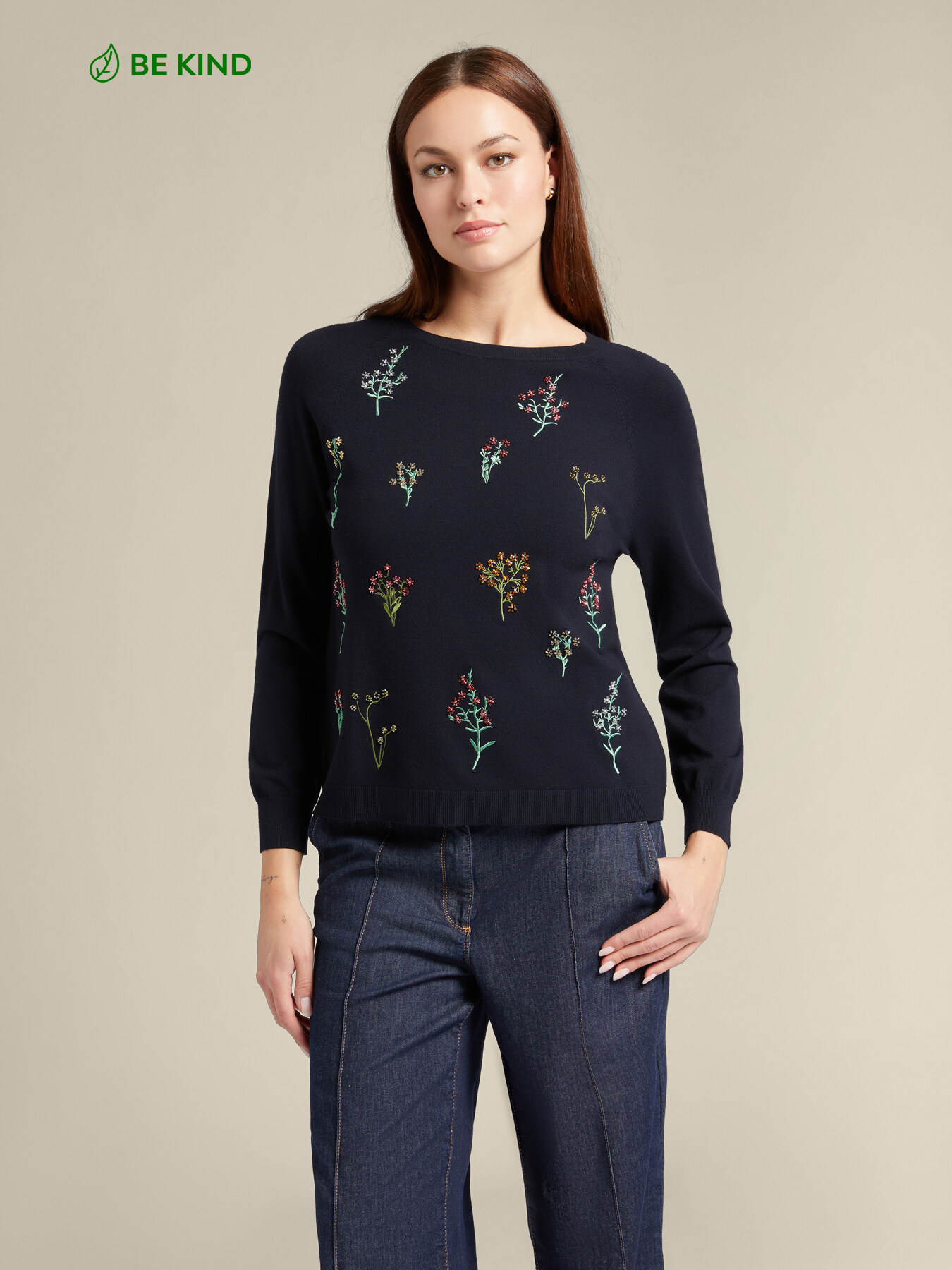 ECOVERO&trade; viscose sweater with floral embroidery image number 0