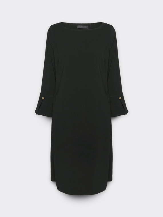 Dress made of cr&ecirc;pe fabric