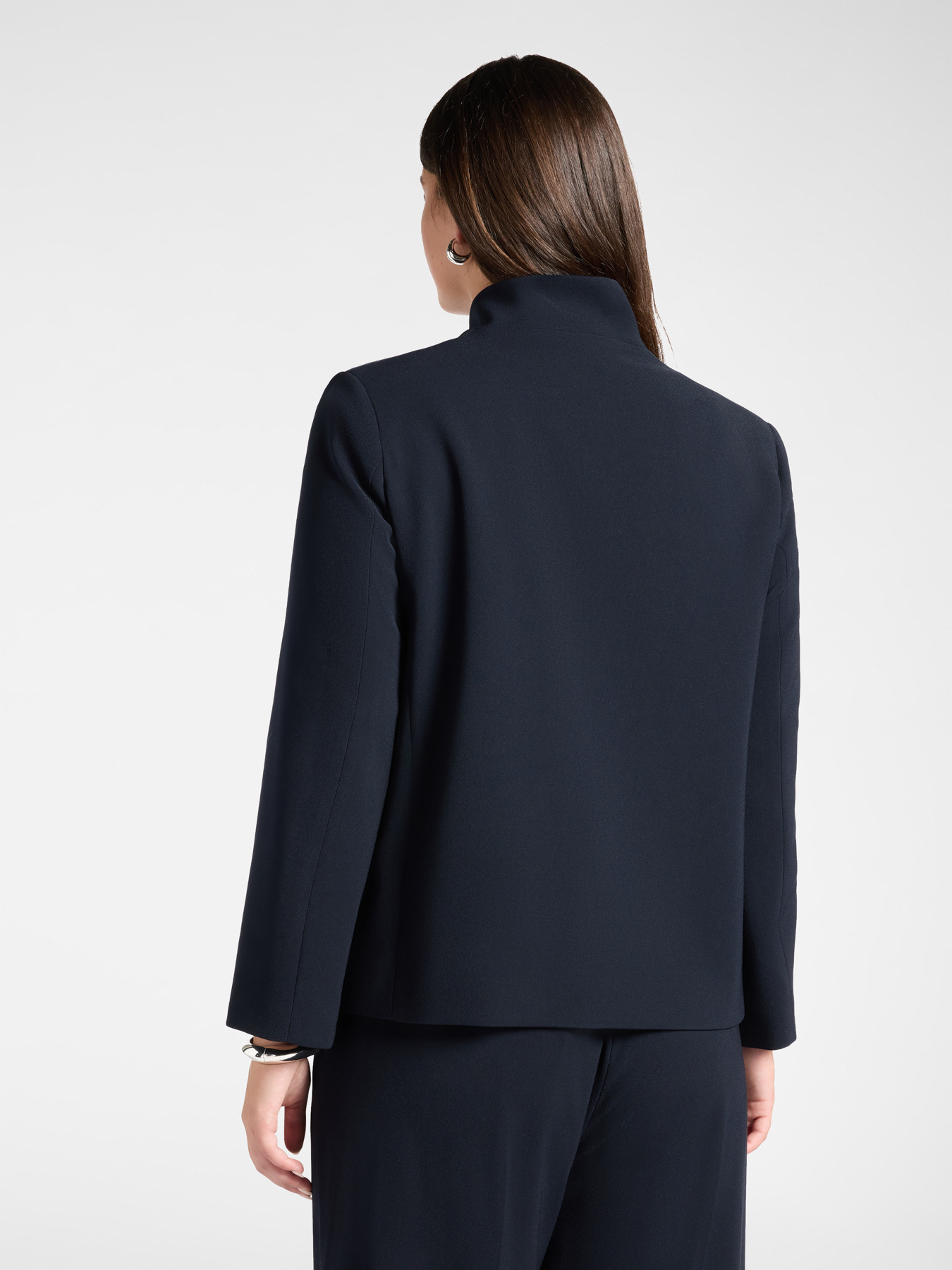 Cr&ecirc;pe jacket with jewel button image number 1