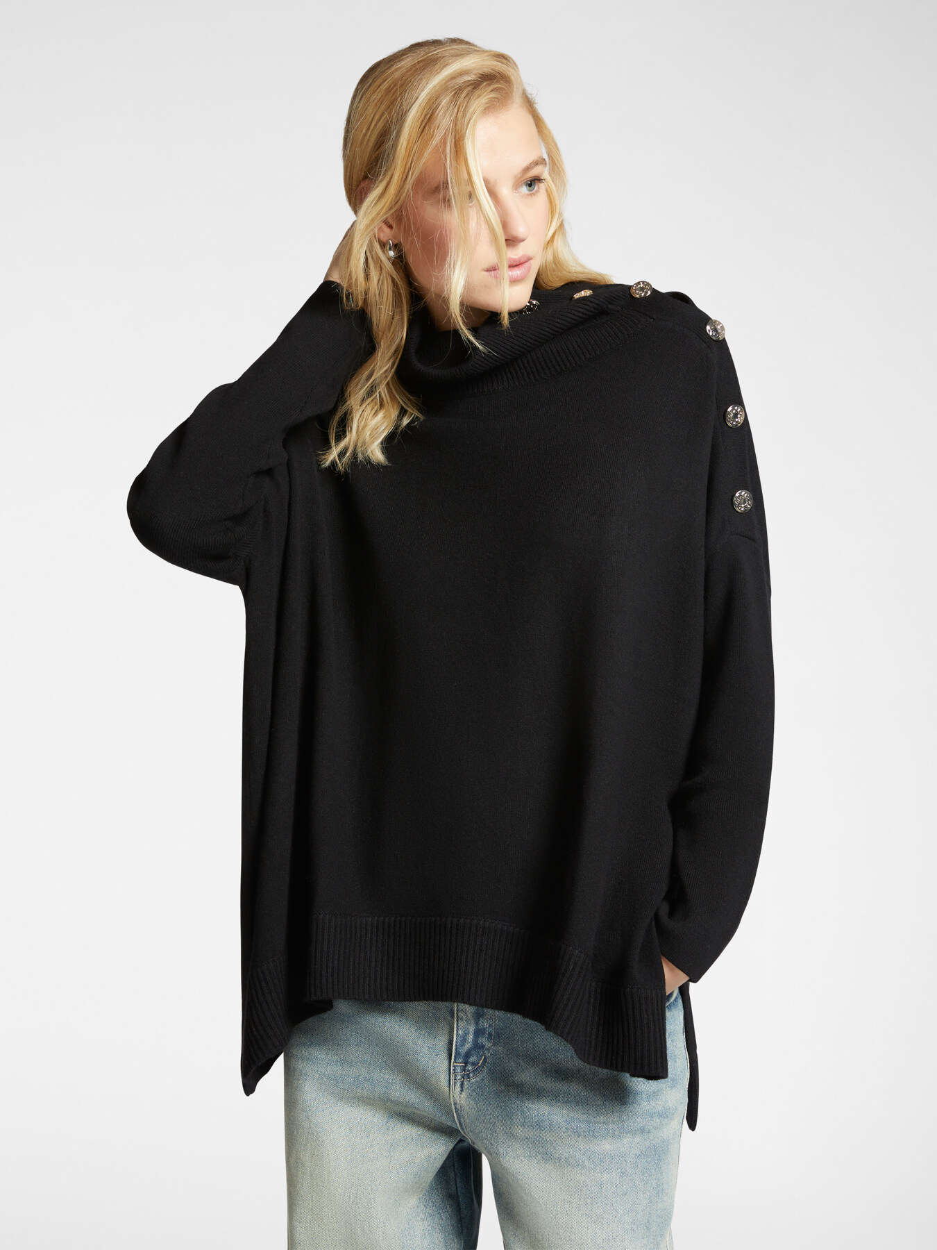 Wool oversized sweater with buttons image number 0