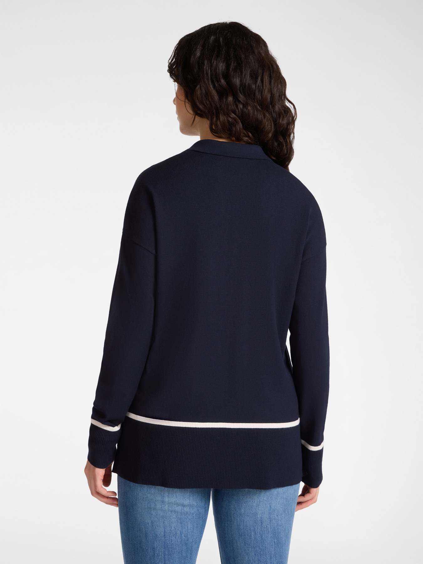 Poloshirt mit Kn&ouml;pfen und kontrastierenden Profilen image number 1