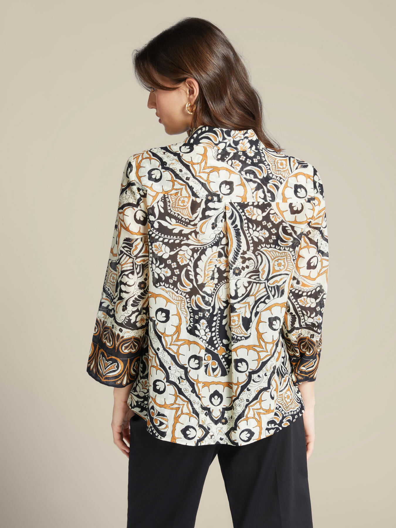 Camisa estampada de algodón image number 2