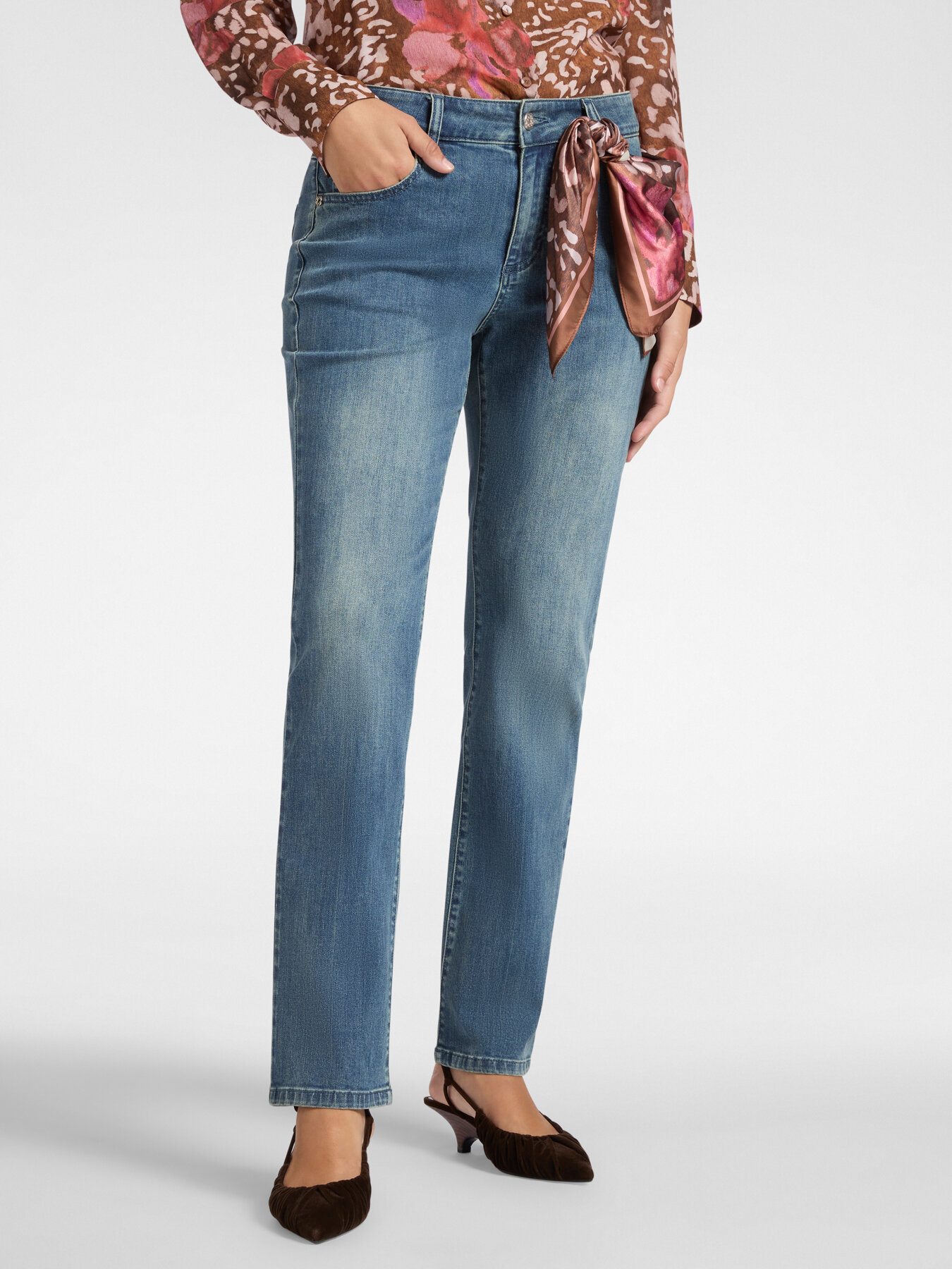 Regular 5-pocket jeans, "Rose" image number 2